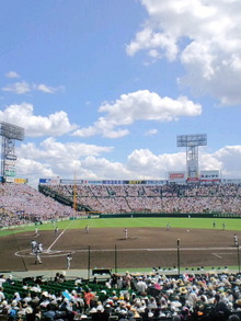 高校野球の決勝戦を見に行ってきました